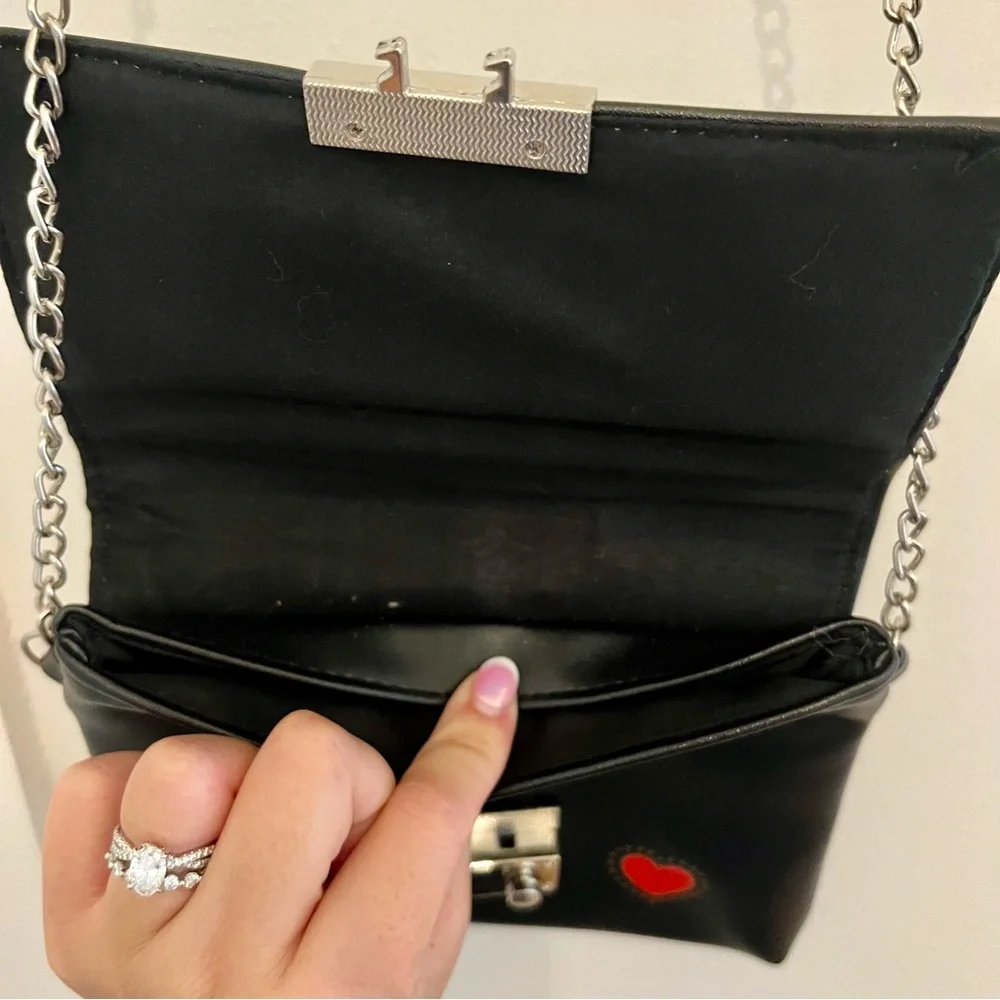 Capelli of New York - Stylish Black Chain Shoulder Bag - Picture 10 of 10